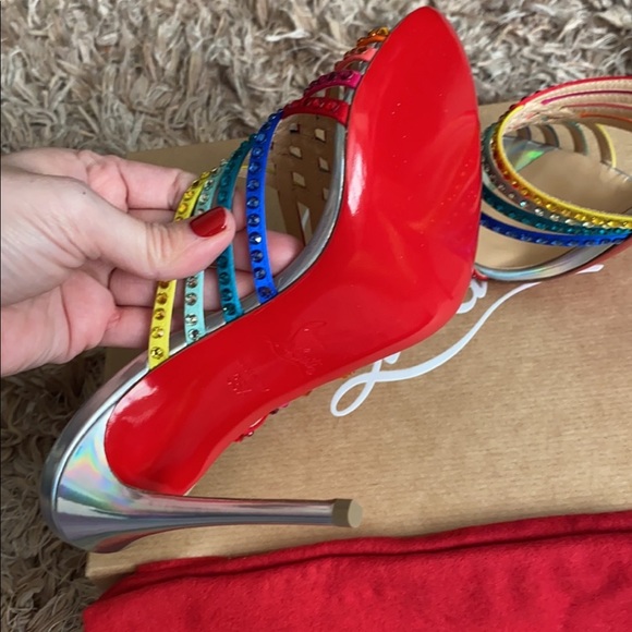 Brand New Louboutin heels - Picture 3 of 4